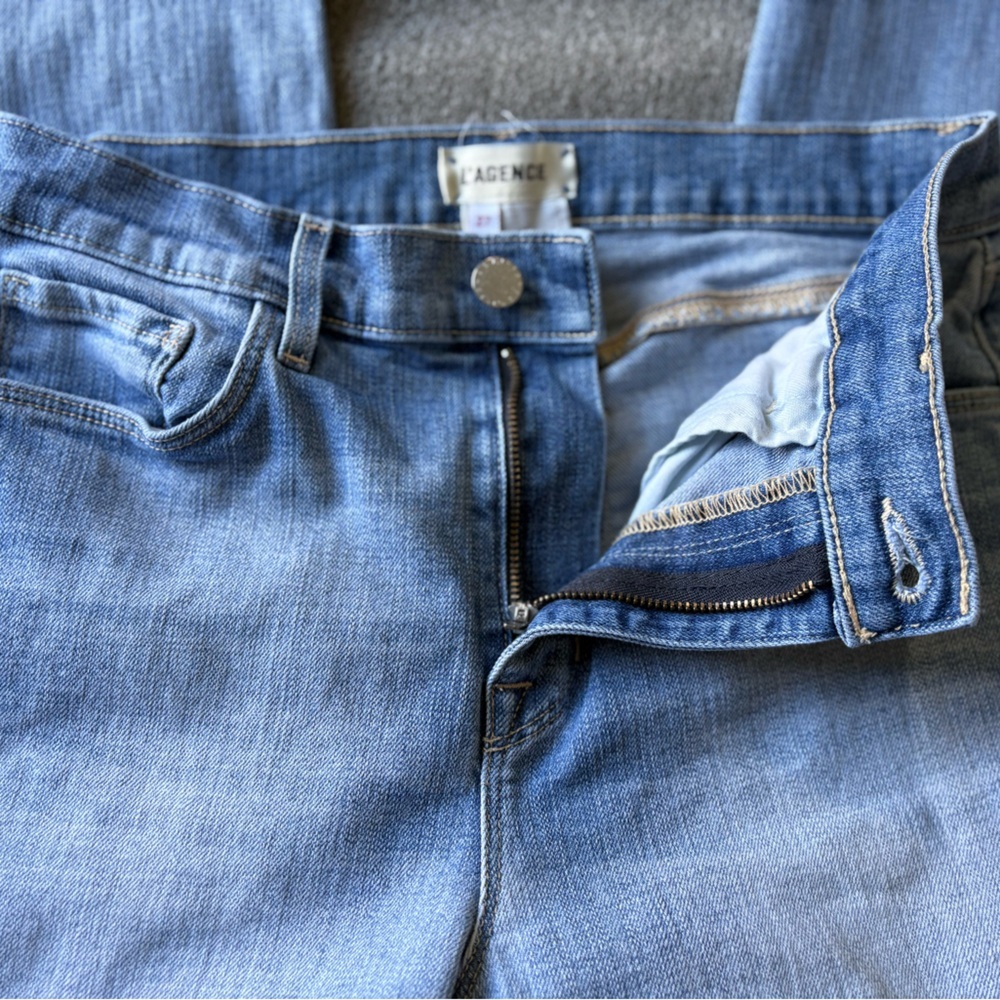 L’AGENCE Sada High Rise Cropped Slim Jeans Raw Hem Size 27 Light Wash - Picture 9 of 13